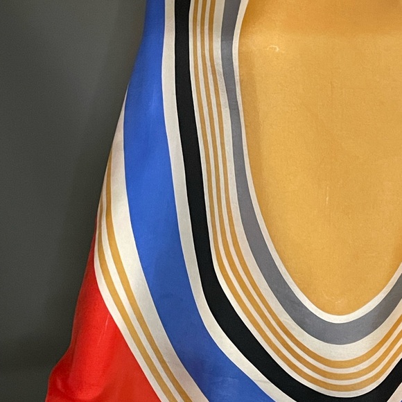 Large Vintage Schiaparelli Silk Scarf 27 In Sq Fair to Good Condition - Picture 7 of 10